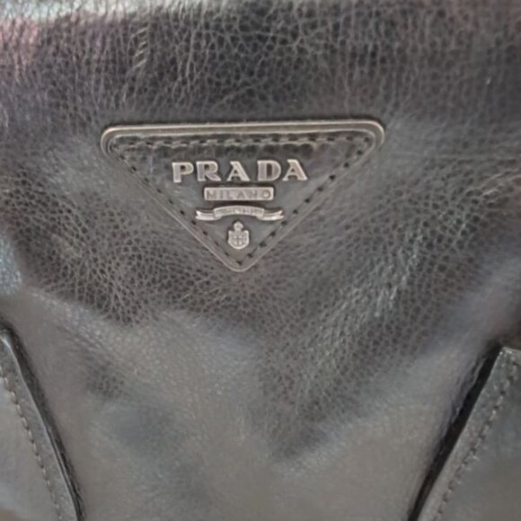 PRADA GALLERIA TWO WAY TOTE/CROSSBODY BLACK SILVER GUNMETAL HARDWARE EUC - Picture 12 of 12
